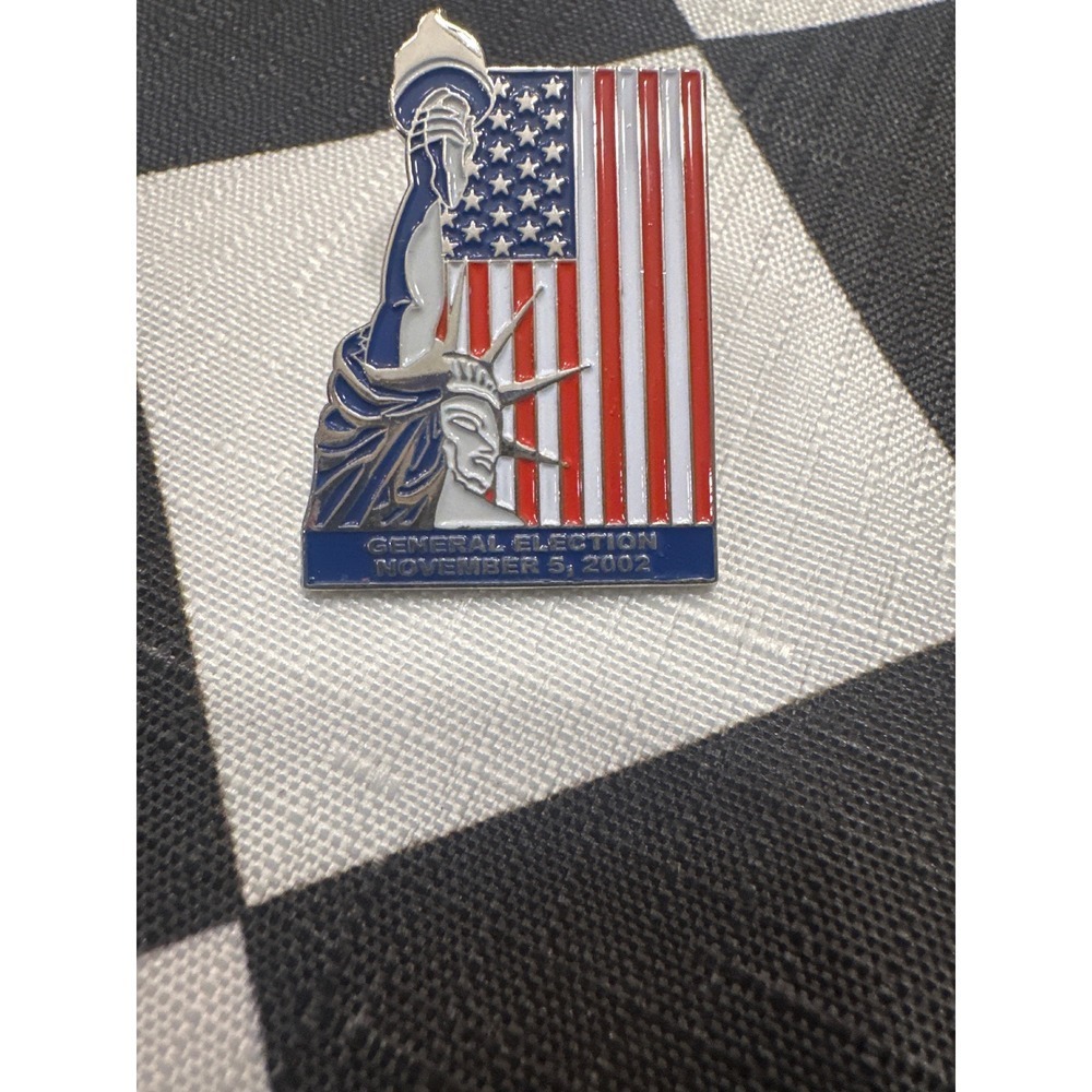 2002 General Election Commemorative Pin Statue of Liberty American Flag VTG